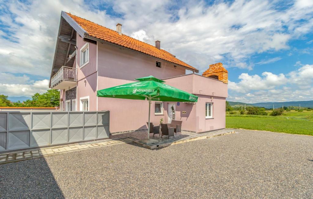 Apartments Sweet Home Otocac Bagian luar foto