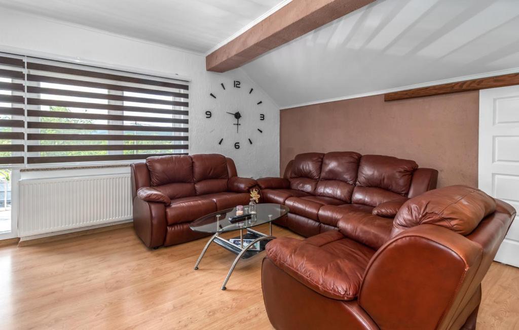 Apartments Sweet Home Otocac Bagian luar foto