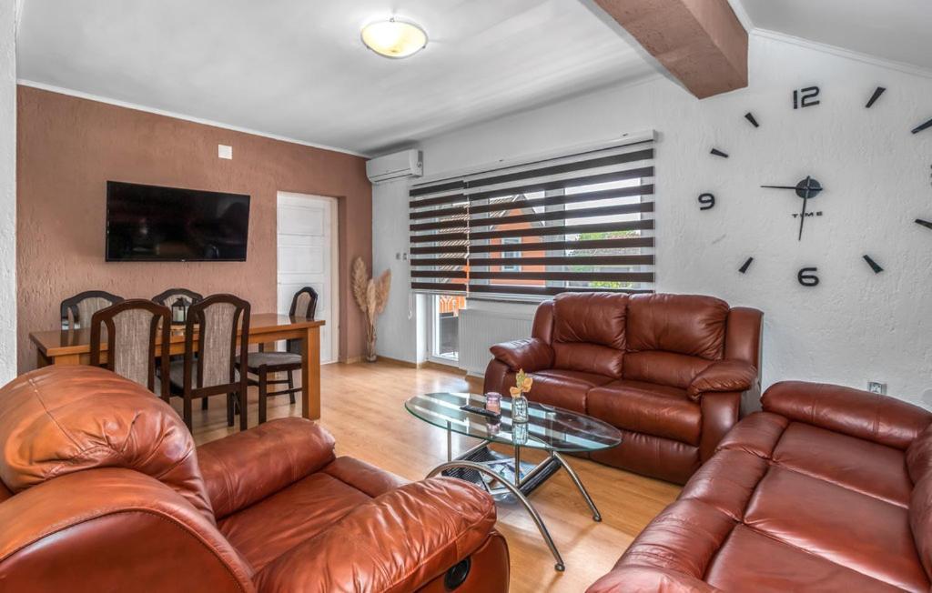Apartments Sweet Home Otocac Bagian luar foto