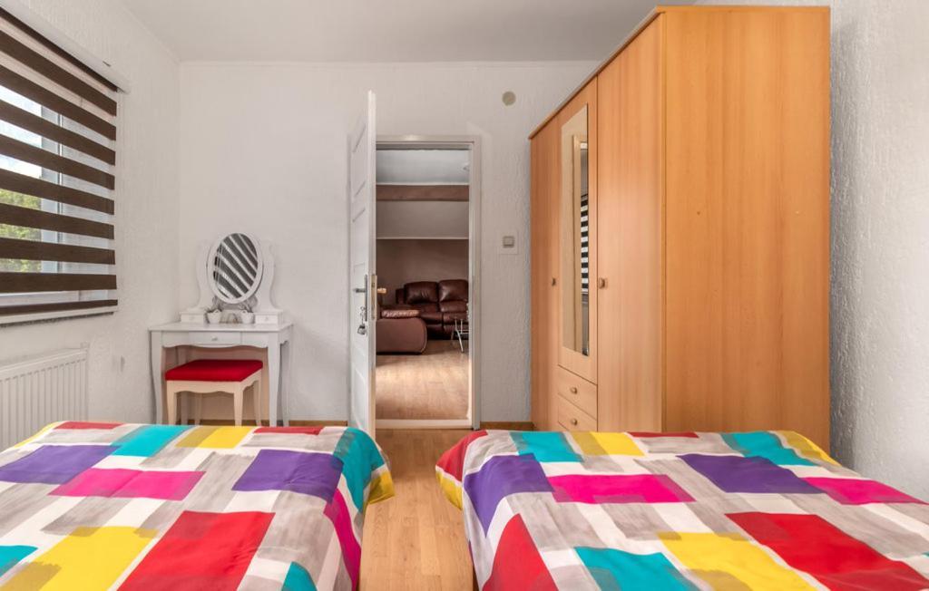 Apartments Sweet Home Otocac Bagian luar foto